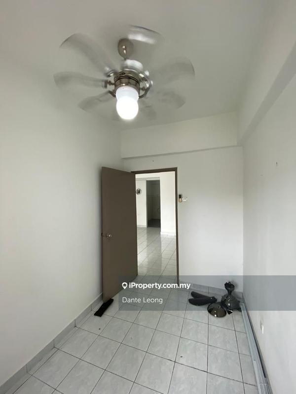 Condominium for Sale in Villaria by Dante Leong - iProperty.com.my