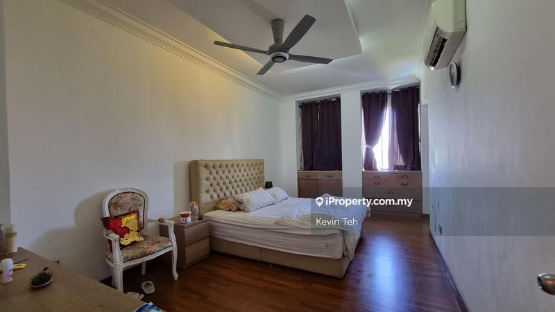 For Sale - La Grande Kiara