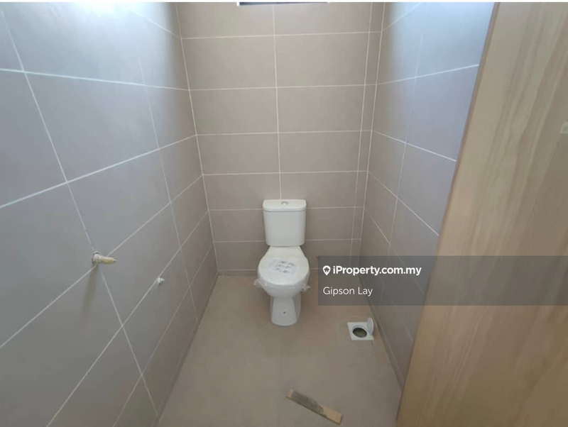 Kedai-Pejabat untuk Disewa di kbsnx, Kluang oleh Gipson Lay - iProperty.com.my