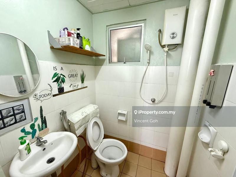 Pangsapuri untuk Dijual di Serdang Villa Apartment oleh Vincent Goh - iProperty.com.my