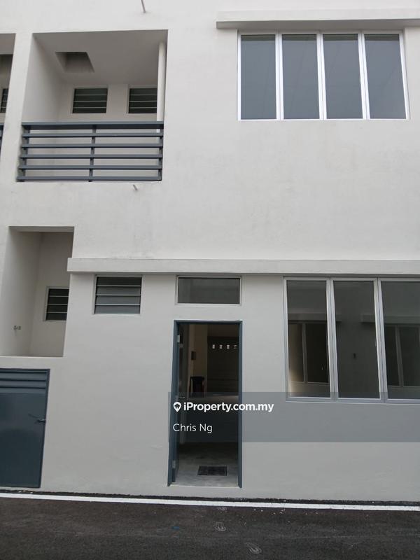 Kedai untuk Disewa di Alam Suria, Puncak Alam oleh Chris Ng - iProperty.com.my