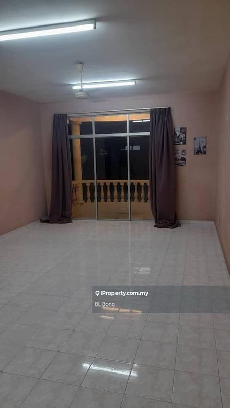 For Rent - Pelangi Apartment