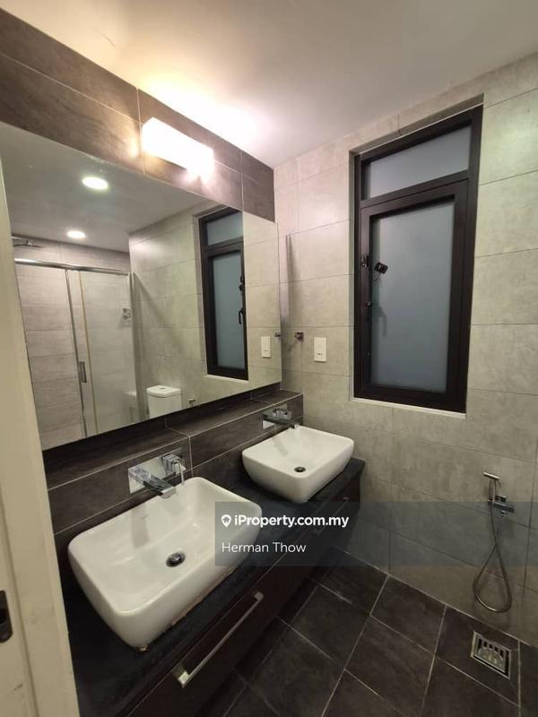 Kediaman Servis untuk Dijual di Isola oleh Herman Thow - iProperty.com.my
