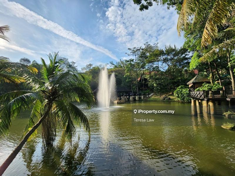 Bungalow House for Sale in Bukit Gita Bayu, Seri Kembangan by Teresa Law - iProperty.com.my