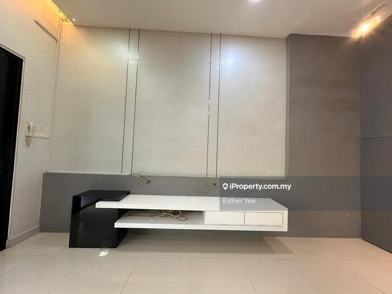 Rumah Berangkai 3.5 Tingkat untuk Dijual di Duta Suria, Ampang oleh Esther Yee - iProperty.com.my