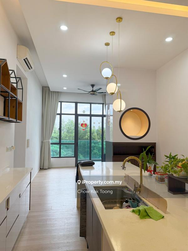 Kediaman Servis untuk Dijual di O'hako Residence oleh Chow Kok Toong - iProperty.com.my