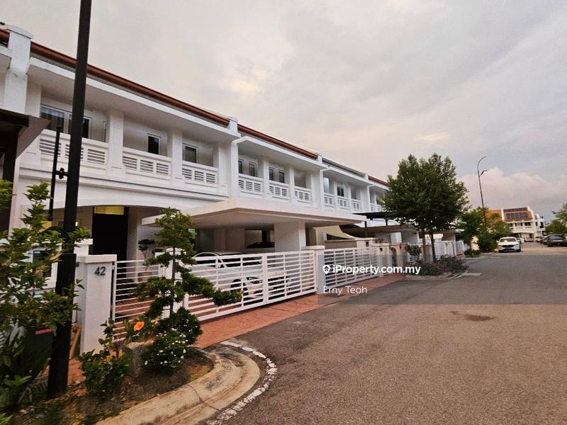 Rumah Berangkai 2.5 Tingkat untuk Dijual di 8kpaa, Tanjung Tokong oleh Erny Teoh - iProperty.com.my