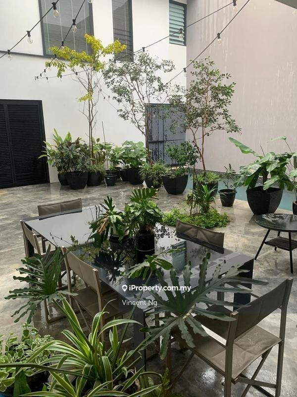 Bungalow House for Sale in Taman Melawati, Ulu Kelang by Vincent Ng - iProperty.com.my