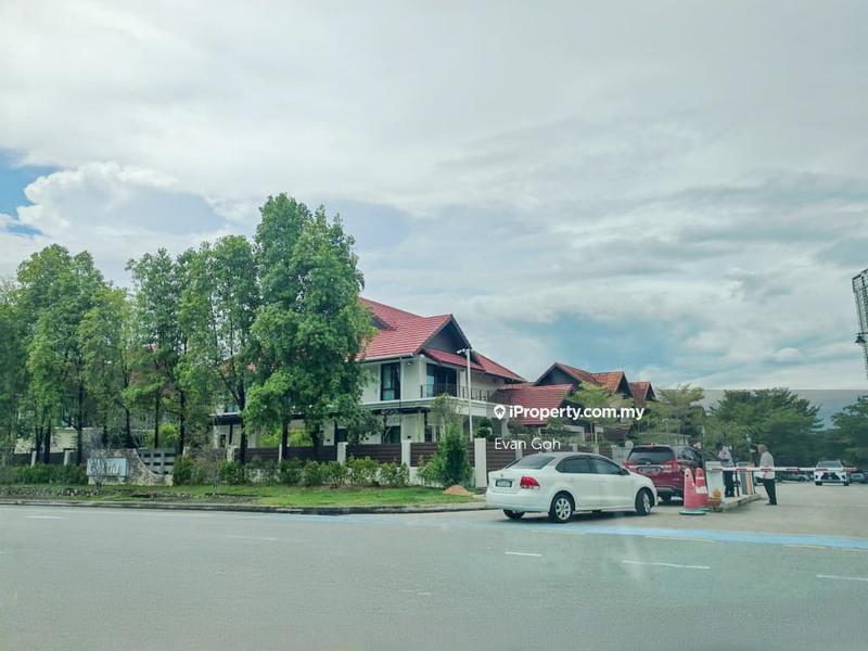 Rumah Berkembar untuk Dijual di Bandar Kinrara Seksyen 8, Bandar Kinrara oleh Evan Goh - iProperty.com.my