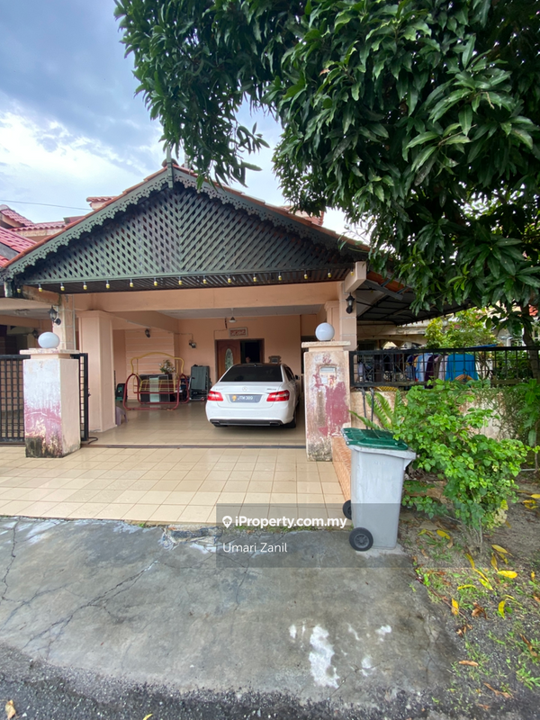 Semi-Detached House for Sale in Simpang Lima, Batu Pahat by Umair Zanil - iProperty.com.my