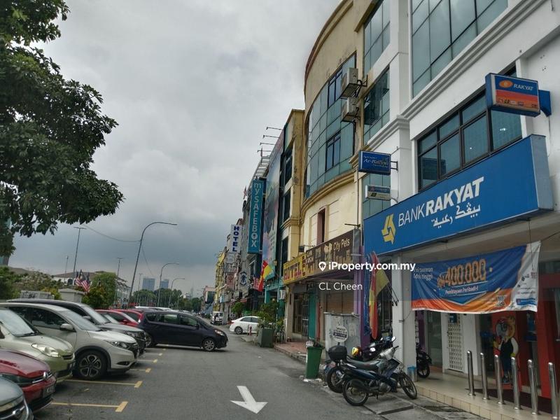 Kedai untuk Dijual di Serdang Raya, Seri Kembangan oleh Cheen CL - iProperty.com.my