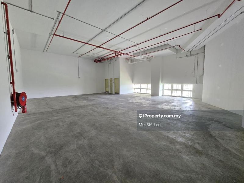 For Rent - [55366 sf] Shah Alam Seksyen 22 Warehouse with Mezzanine Office Space