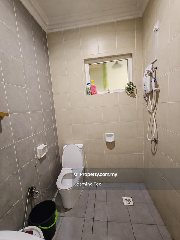 Rumah Teres 3-Tingkat untuk Dijual di Anjung Sari, Setia Alam oleh Jasmine Teo - Bathroom - iProperty.com.my