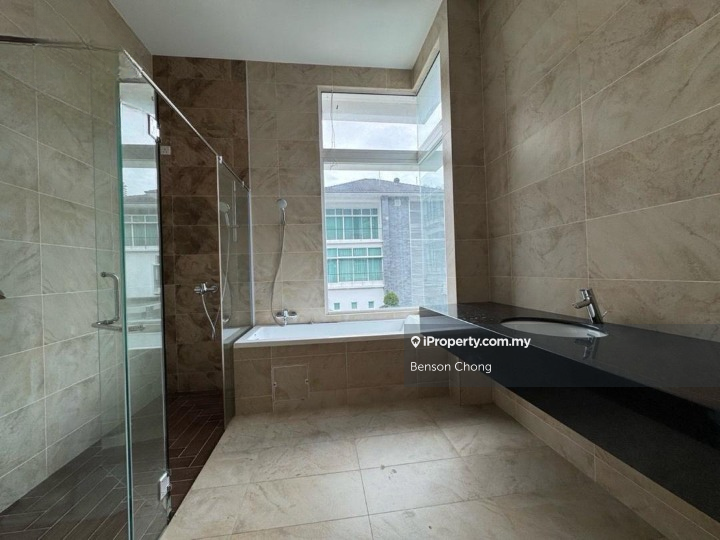 Bungalow House for Sale in Straits View, Johor Bahru by Benson Chong - iProperty.com.my