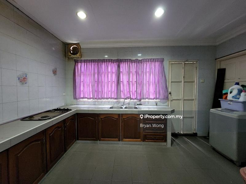 Rumah Berangkai 2 Tingkat untuk Dijual di Damansara Kim, Petaling Jaya oleh Bryan Wong - iProperty.com.my
