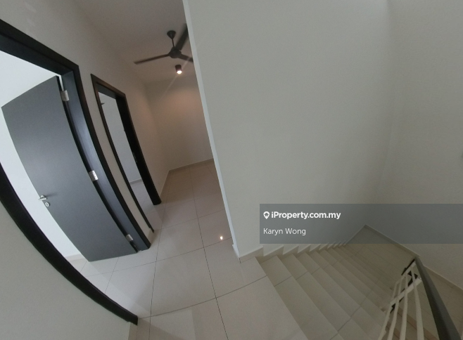 Rumah Berkembar untuk Dijual di Sungai Ara, Penang oleh Karyn Wong - iProperty.com.my