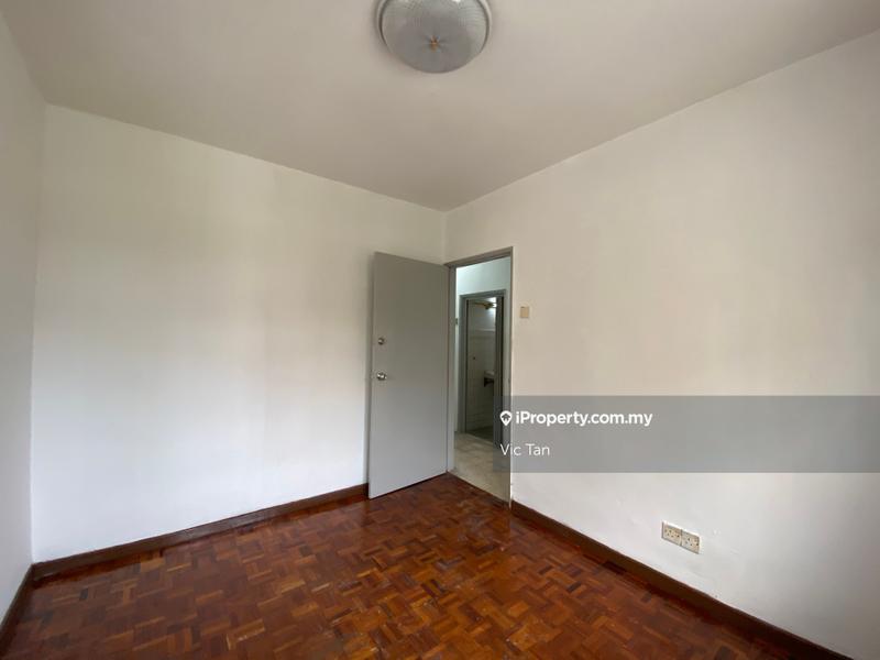 Pangsapuri untuk Dijual di Tulip Apartment oleh Vic Tan - iProperty.com.my