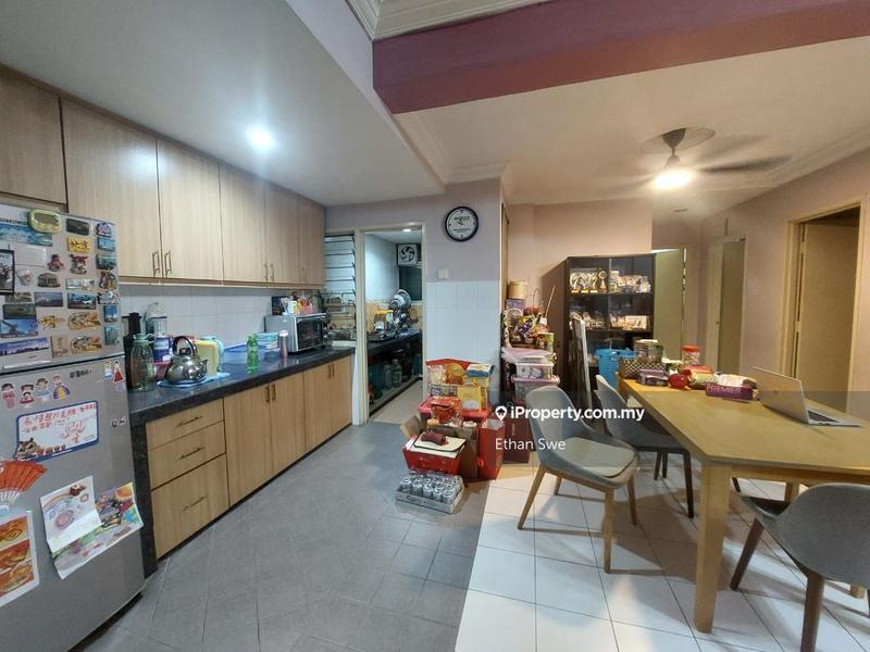 For Sale - Pangsapuri Saujana Gombak