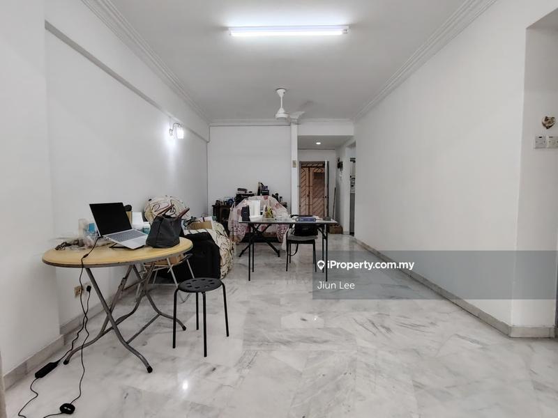 Condominium for Sale in Meadow Park 2 by Jiun Lee - iProperty.com.my