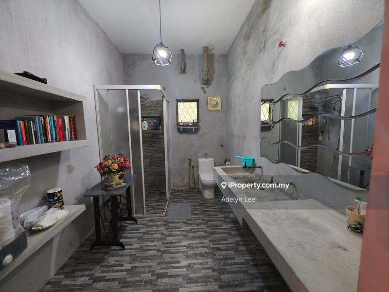 Banglo untuk Dijual di Taman Yarl, Jalan Klang Lama (Old Klang Road) oleh Adelyn Lee - iProperty.com.my
