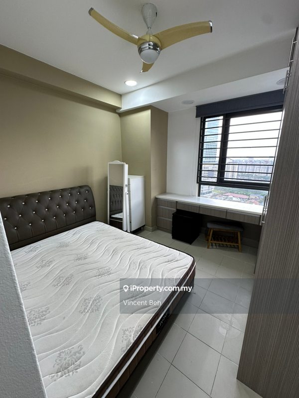 Kondominium untuk Disewa di Residence 8 oleh Vincent Beh - iProperty.com.my