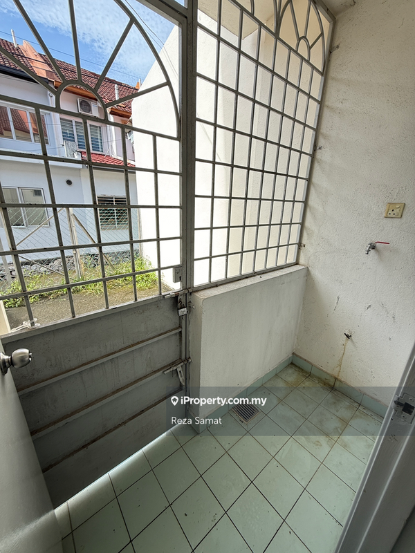 1-storey Terraced House for Sale in Putra Heights, Subang Jaya by Reza Samat - iProperty.com.my