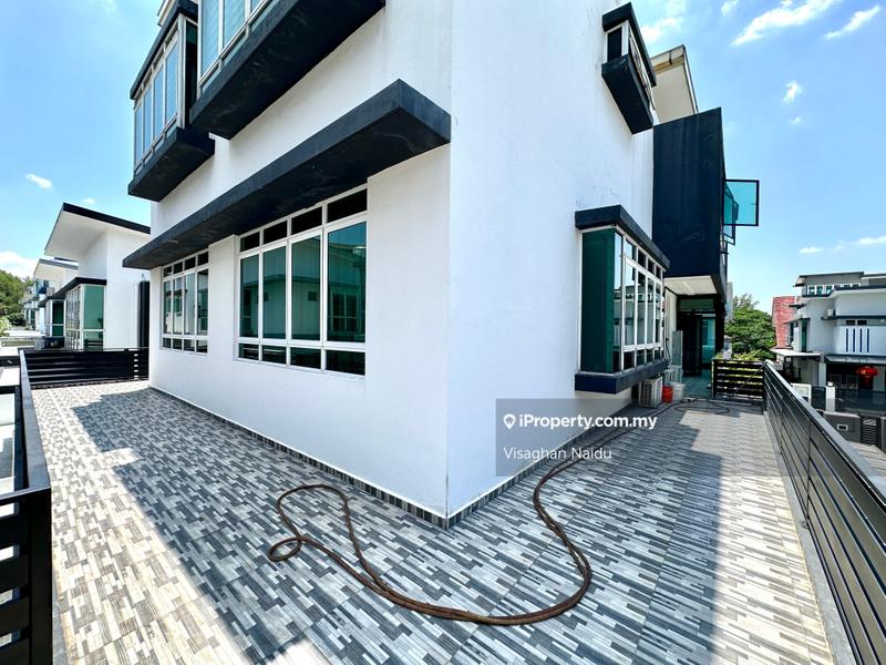 Banglo untuk Dijual di Ivory Heights Desa 8 Bandar Country Homes, Rawang oleh Visaghan Naidu - iProperty.com.my