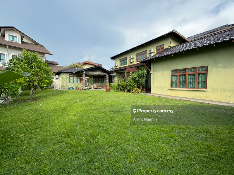 Bungalow House for Sale in Seksyen 8, Shah Alam by Amril Najmin - iProperty.com.my