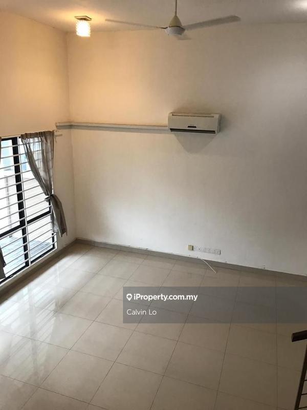 Rumah Teres 2.5-Tingkat untuk Dijual di Kinrara Residence, Puchong oleh Calvin Lo - iProperty.com.my