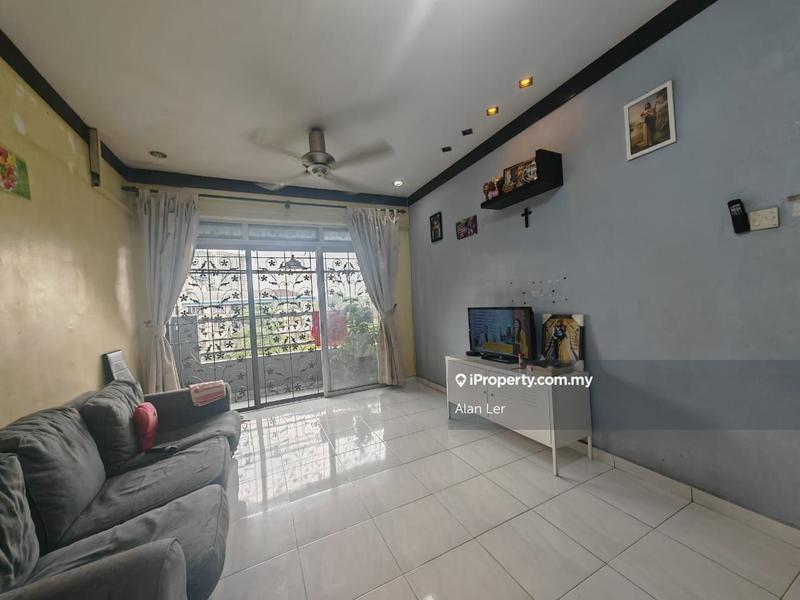 For Sale - Sri Akasia