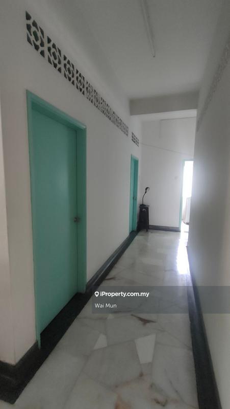 Bungalow House for Sale in Taman Million, Jalan Ipoh by Wai Mun - iProperty.com.my
