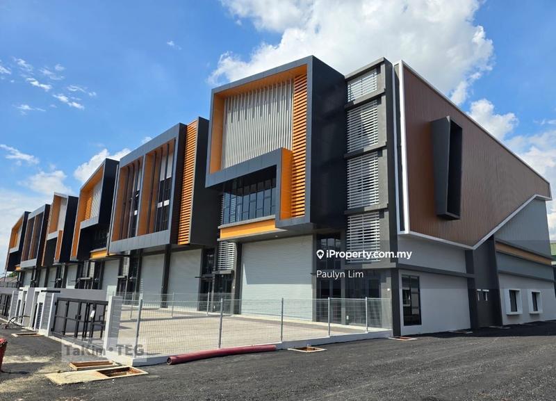 For Rent - 2.5 Storey Terrace Supersize Factory Meru Klang Esteem Business Park