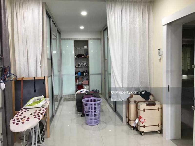 Rumah Berangkai 2 Tingkat untuk Dijual di Bukit Jelutong, Shah Alam oleh Ivan Kok - iProperty.com.my