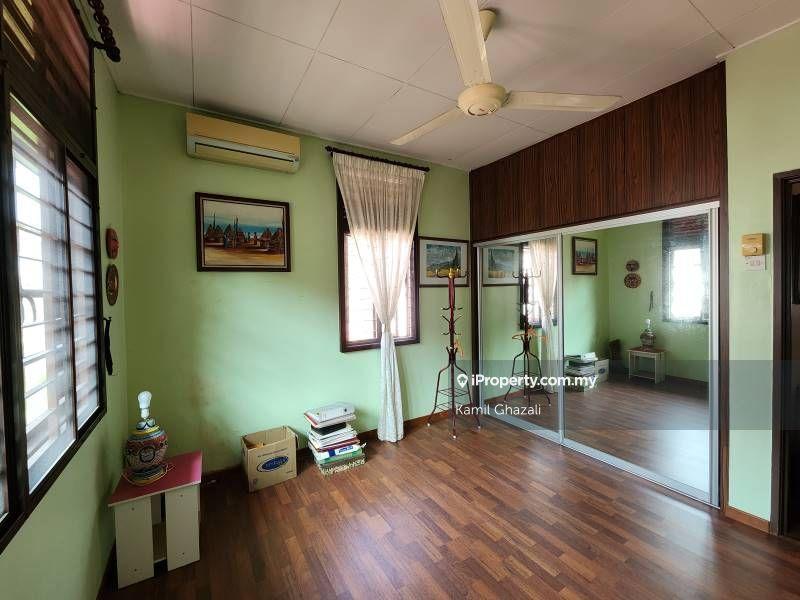 Bungalow House for Sale in RENOVATED Bungalow @ Kota Seriemas, Nilai, Nilai by Kamil Ghazali - iProperty.com.my