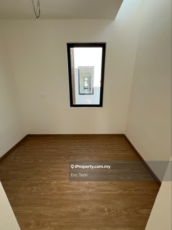 Semi-Detached House for Sale in TTDI Grove, Kajang by Eric Teoh - iProperty.com.my