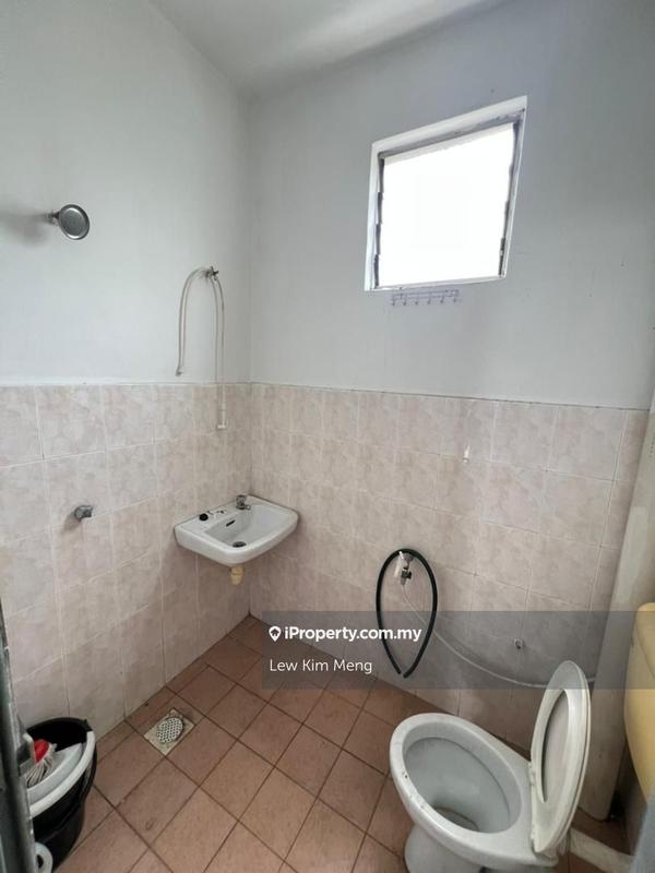 Rumah Berangkai 2.5 Tingkat untuk Dijual di Saujana Damansara, Damansara Damai oleh Lew Kim Meng - iProperty.com.my