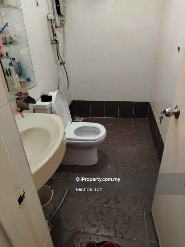 Kondominium untuk Disewa di Platinum Lake PV 12 oleh Michael Loh - Bathroom - iProperty.com.my
