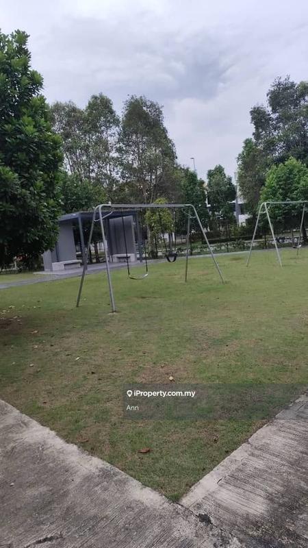 Rumah Berangkai 3 Tingkat untuk Dijual di Bandar Nusaputra, Puchong oleh Ann - iProperty.com.my