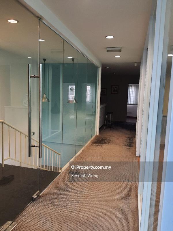 Pejabat untuk Disewa di Sunwaymas Commercial Centre, Petaling Jaya oleh Kenneth Wong - iProperty.com.my