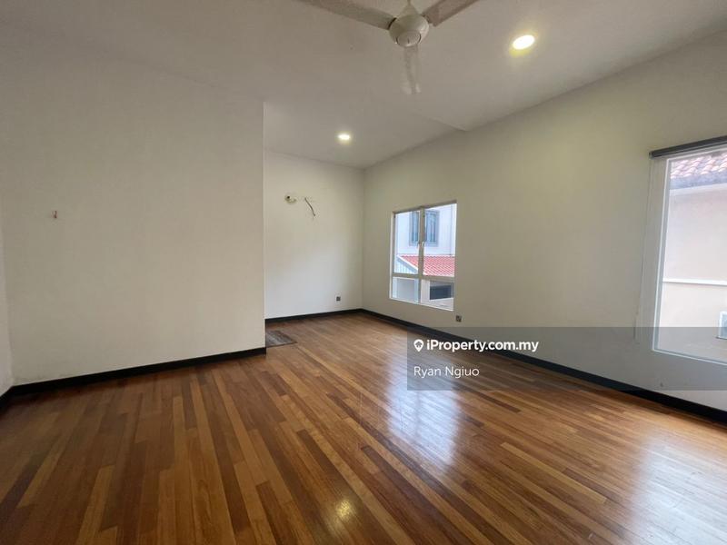 Rumah Berkembar untuk Dijual di Wira Heights, Bandar Sungai Long oleh Ryan Ngiuo - iProperty.com.my