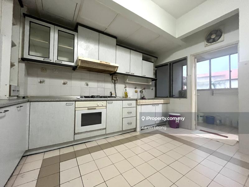 For Sale - Villa Flora