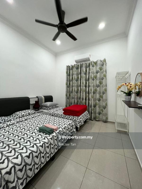 Rumah Berkembar untuk Dijual di Ujong Pasir, Melaka oleh Geoffery Wee - iProperty.com.my