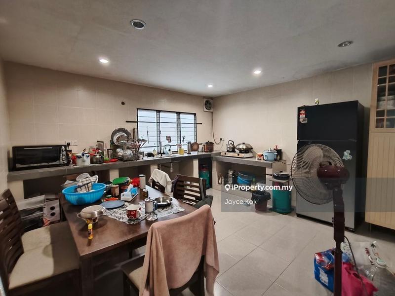 Rumah Berangkai 2 Tingkat untuk Dijual di Usj 6, Subang Jaya oleh Joyce Kok - iProperty.com.my