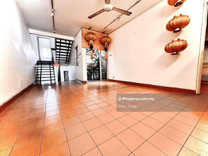 Rumah Berangkai 2 Tingkat untuk Dijual di Taman Seputeh, Midvalley City, KL, Seputeh oleh Chris Choe - iProperty.com.my