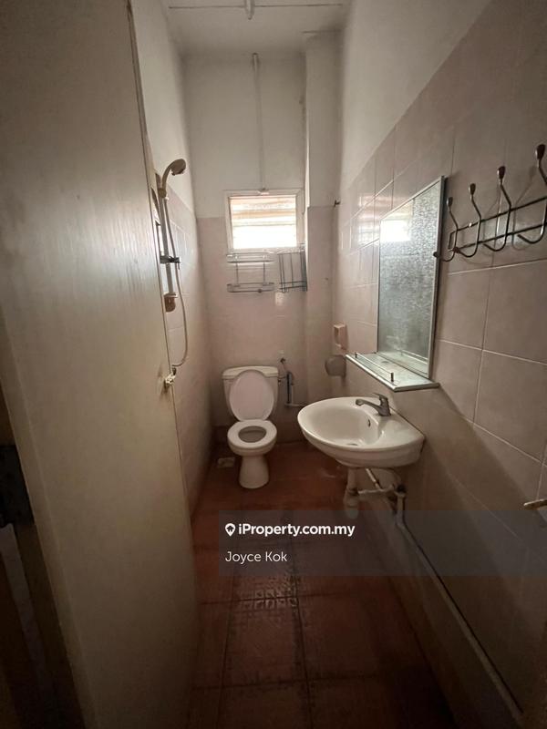 Rumah Teres 2-Tingkat untuk Dijual di Usj 11, Subang Jaya oleh Joyce Kok - iProperty.com.my