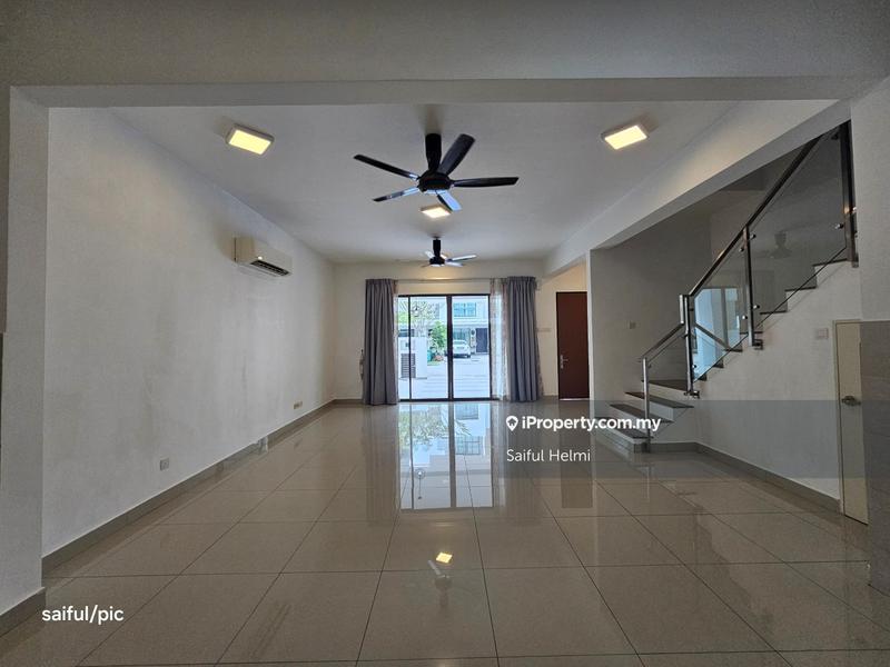 Rumah Teres 3-Tingkat untuk Dijual di Cyber 11, Cyberjaya oleh Saiful Helmi - iProperty.com.my