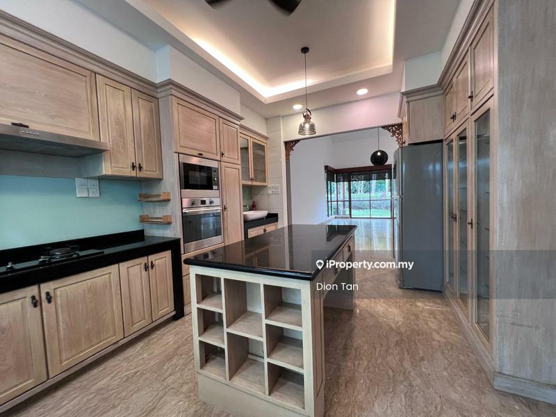 Bungalow House for Rent in Valencia, Sungai Buloh by Dion Tan - Kitchen - iProperty.com.my