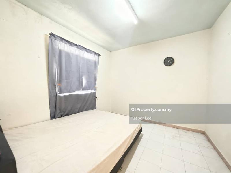 Flat for Sale in Flat Taman Ungku Tun Aminah by Kasper Lee - iProperty.com.my