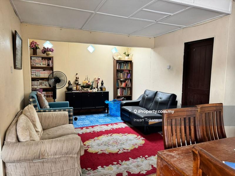 Rumah Berkembar untuk Dijual di Taman Desa Seroja, Kajang oleh Irwan Tokans - iProperty.com.my