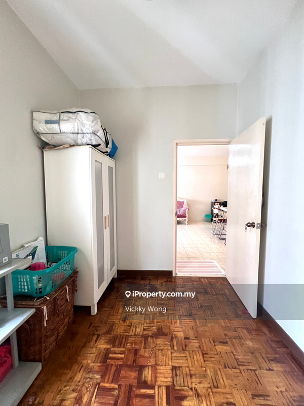 Pangsapuri untuk Dijual di Pandan Court oleh Vickky Wong - iProperty.com.my